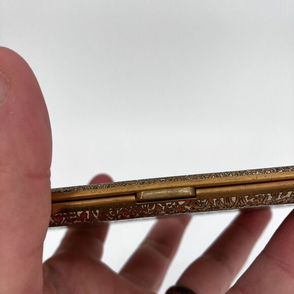 Vintage Volupte Gold Tone Enameled Hunting Scene Cigarette Case, Made in USA - Picture 6 of 10